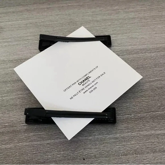 🌺New With Box Chanel Beauty Hair Clip Gift Set 2 Pcs Rare Item Black🌺 - Picture 4 of 13